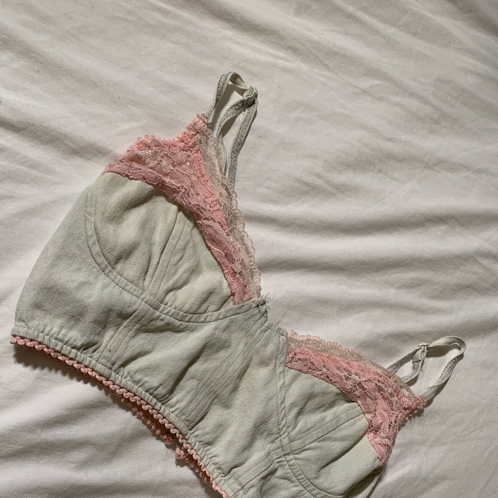 Lace bra